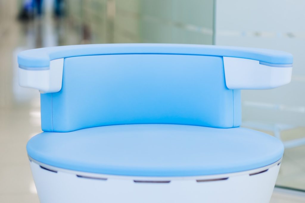 Chair for magnetic stimulation of the pelvic floor muscles